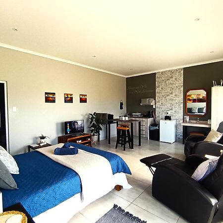 Silver Oaks Airbnb 兰格班 外观 照片